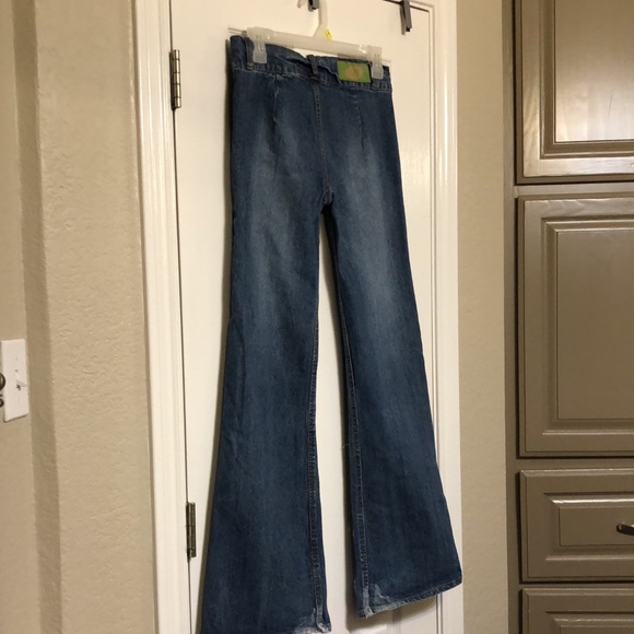 Banana USA embellished flare leg jeans - Picture 6 of 8